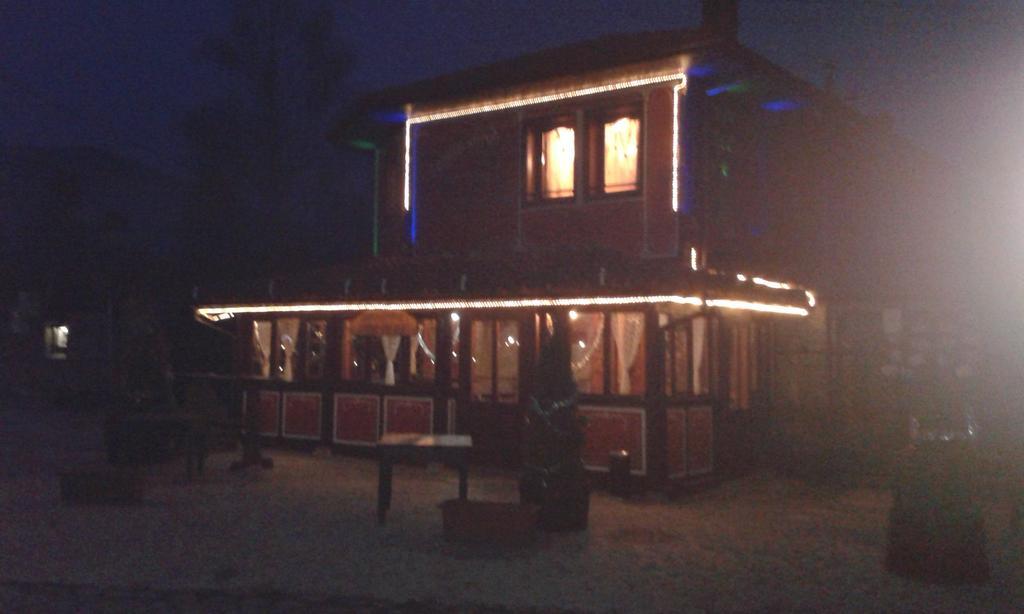 Chuchura Family Hotel Koprivštica Exteriér fotografie