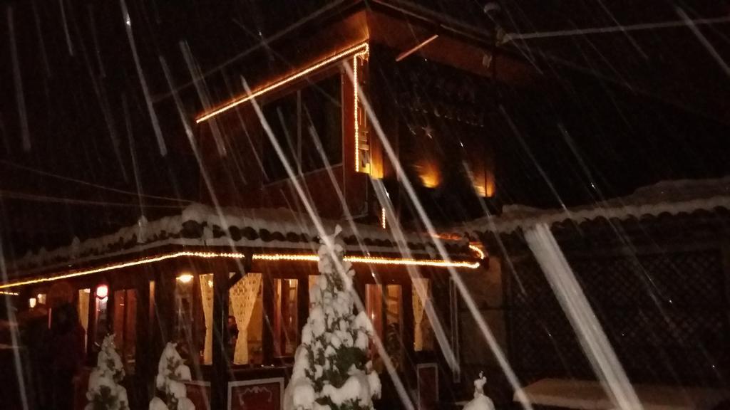 Chuchura Family Hotel Koprivštica Exteriér fotografie